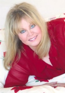 Sally Struthers. Photo courtesy of Riverside Center Dinner Theatre,
