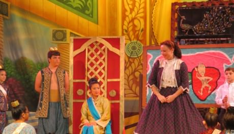  Emilio Bayarena as the Prince, Liza Paredes as Lady Thiang, and Suzi Eldridge as Anna. Photo by  Elaine Bayarena.