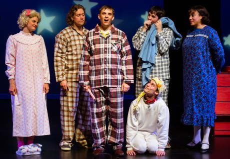 Rich Farella sings “Happiness” as Charlie Brown. Left to right are: Nina Jankowicz as Sally, Eric Hughes as Schroeder, Rich Farella, Terry Barr as Snoopy, Patrick Graham as Linus and Alana D. Sharp as Lucy. Photo by Traci J. Brooks Studios.