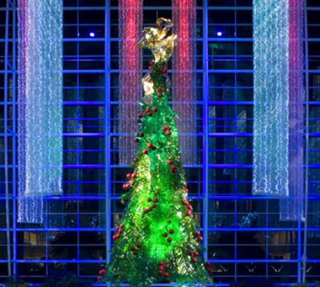 60-foot tall glass tree with 2 million lights.