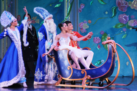 Kayna Shatkovskaya and Vladimir  Dkachenko. Photo by Moscow Ballet.