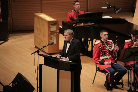  Narrator Jim Lehrer. Photo courtesy of 'The President's Own' United States Marine Band facebook page.