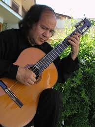 Guitarist Alfonso Moreno.
