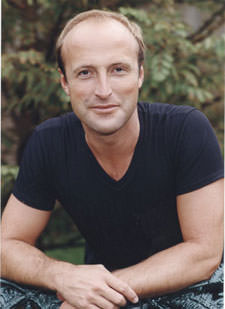 Tenor Rufus Muller. Photo courtesy of his website.