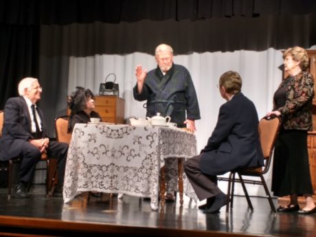 'The Dear Departed': L to R: Jim Weedon, Pattie Ryan , Bob Fetterolf, Fred Sachs, and Sally Simko. Photo by Ellie Martin.