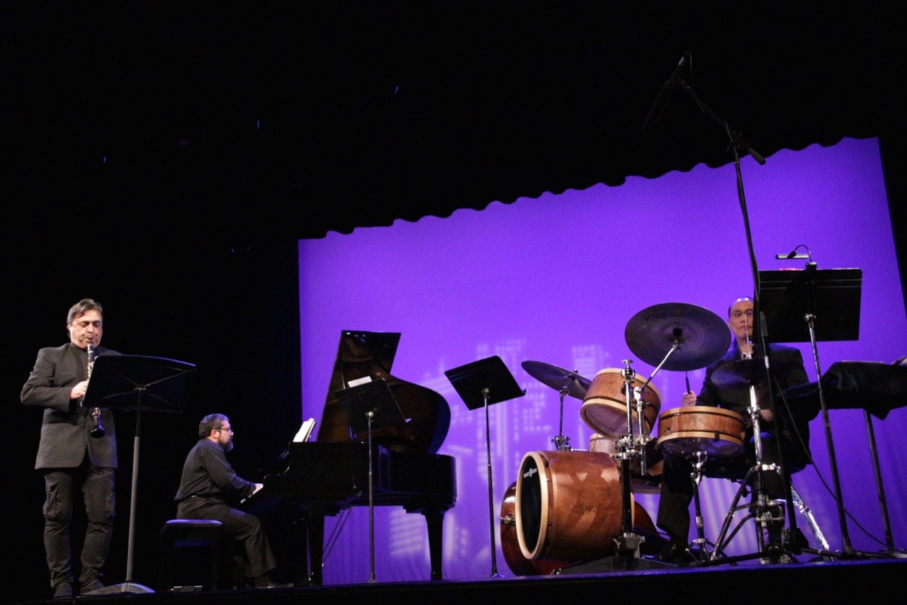 Julian Milkis (clarinet), Carlos Cesar Rodriguez (piano), and Leland Nakamura (drums) in the National Chamber Ensemble's Today's Classical and Jazz Masters. Photo by Angela S. Anderson.