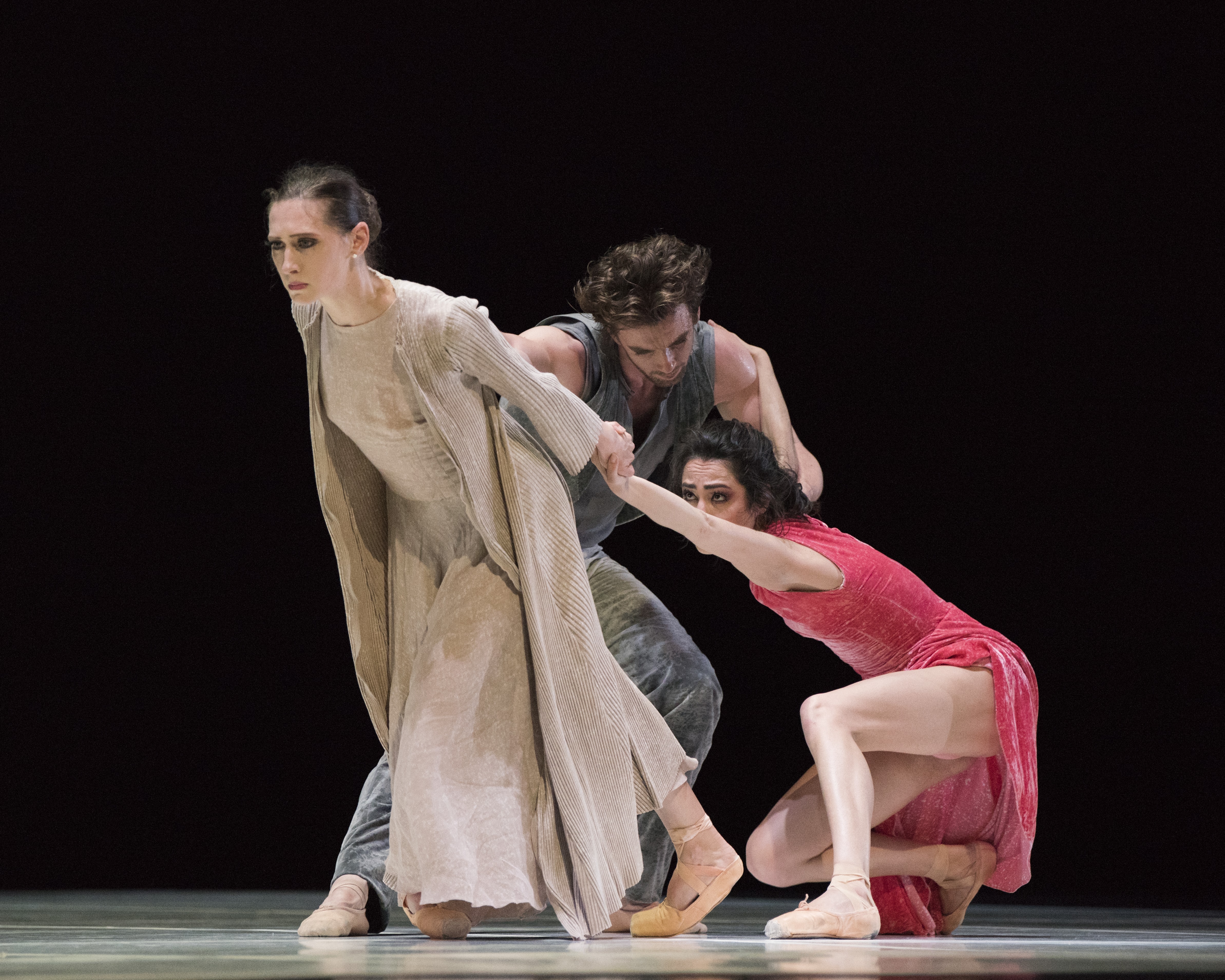 San Francisco Ballet performs Cathy Marston's Snowblind. Photo by Erik Tomasson.