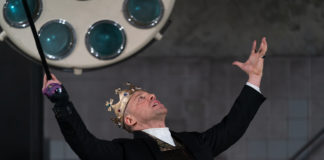 Matthew Rauch as Richard, Duke of Gloucester in Shakespeare Theatre Company's production of Richard the Third. Photo by Scott Suchman.