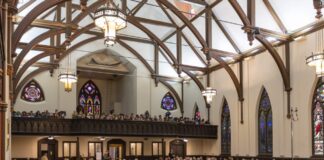 Hit the Bars (of Music) For Lunch: Free Midday Concerts in the DC Area Audience members enjoying a lunchtime performance by the Washington Bach Consort. Photo by Kate Wichlinski.