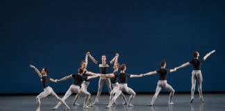 New York City Ballet in 'Kammermusik No. 2' by George Balanchine. Photo by Paul Kolnik.