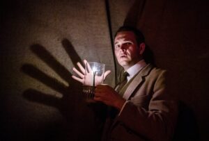 Daniel Easton in 'The Woman In Black.' ©Tristram Kenton.