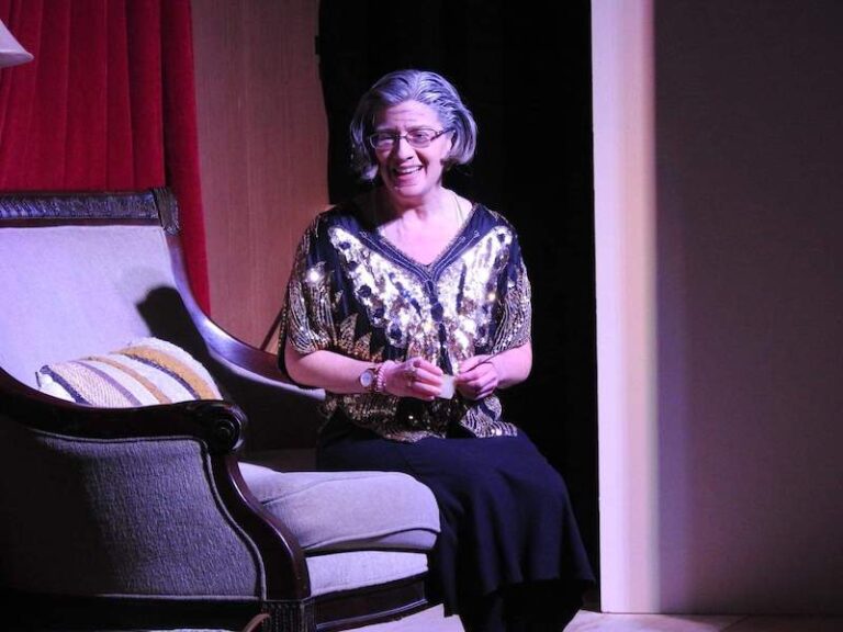An octogenarian inspires a quirky ‘Waverly Gallery’ from Potomac Players