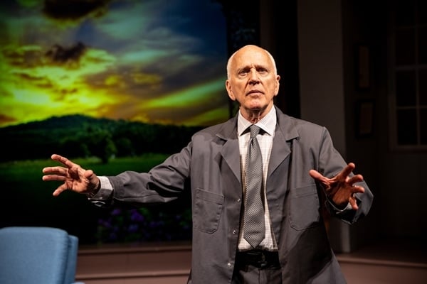 An illuminating tour-de-force performance in ‘Eisenhower: This Piece of Ground’ at Off-Broadway’s Theatre at St. Clement’s An illuminating tour-de-force performance in ‘Eisenhower: This Piece of Ground’ at Off-Broadway’s Theatre at St. Clement’s