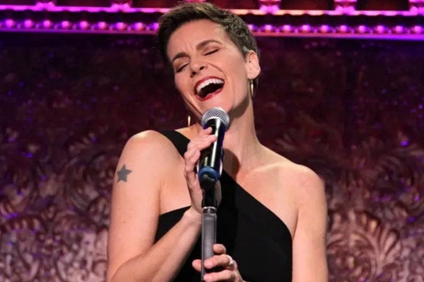 A joyful return of ‘Jenn Colella: Out and Proud’ at NYC’s 54 Below