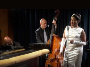 Roz White to star as Billie Holiday in Mosaic Theater’s immersive ‘Lady Day’