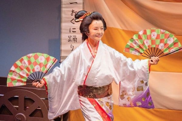Origins of a classic form of Japanese theater in ‘Okuni: The Woman Who Created Kabuki’ at NYC’s Theatre Row