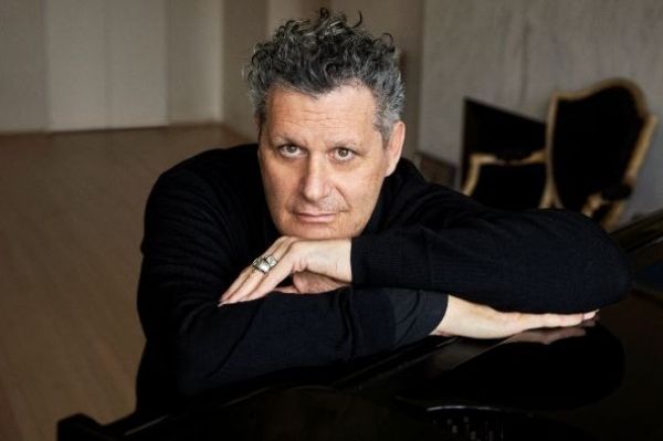 15 Questions in 15 Minutes with Isaac Mizrahi