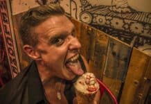 Colonial Players’ ‘Dracula: A Comedy of Terrors’ is a bloody good show