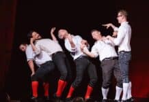 Merry tomfoolery from the Improvised Shakespeare Company at Kennedy Center